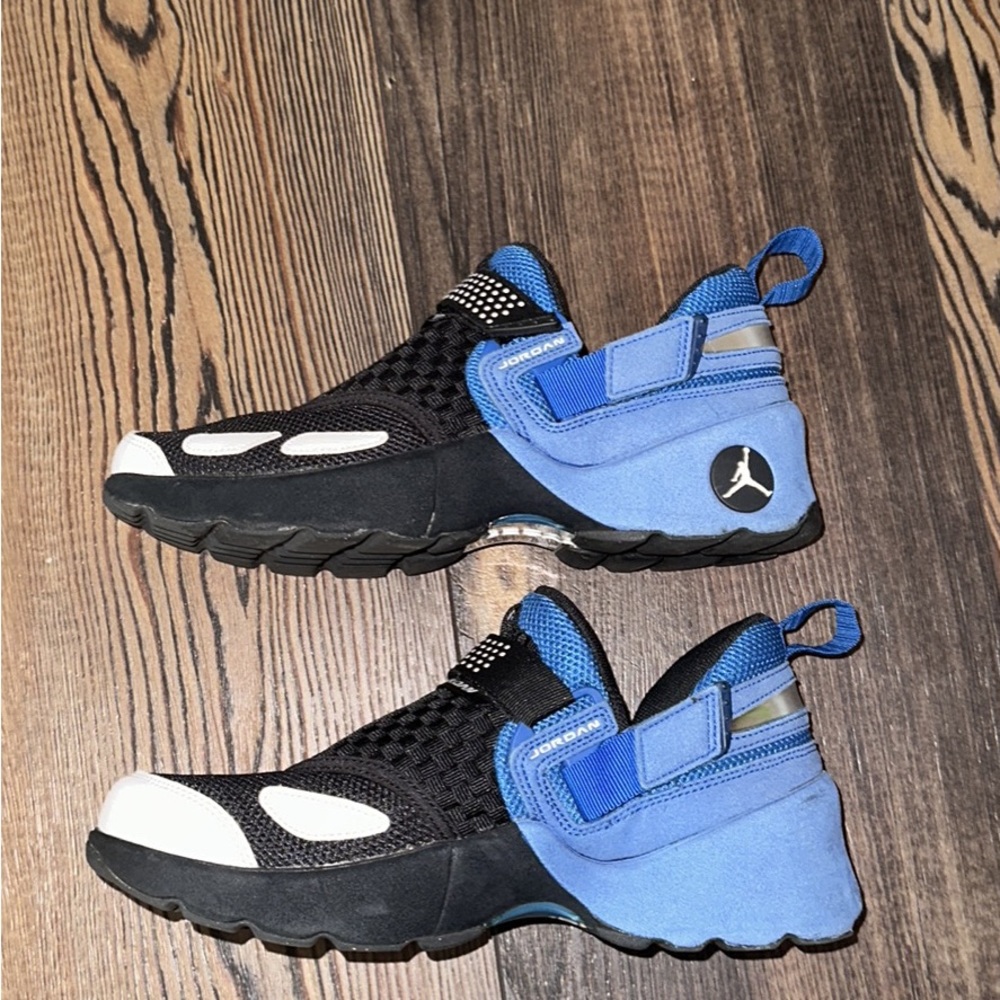 Air Jorfdan TRunner LX